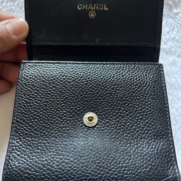 Chanel wallet good condition. With box π - Picture 9 of 13